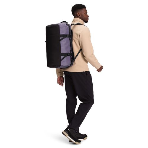 NF0A52ST_LK3_modelback NF0A52ST_LK3_modelback