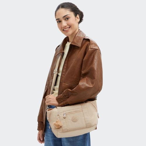 image-3a4ce0aac9814469bc0b6473754927a2