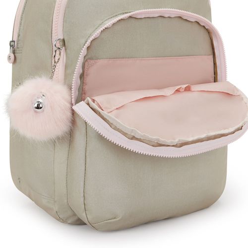 image-a36180a96fb04ea6931674033b4d1186