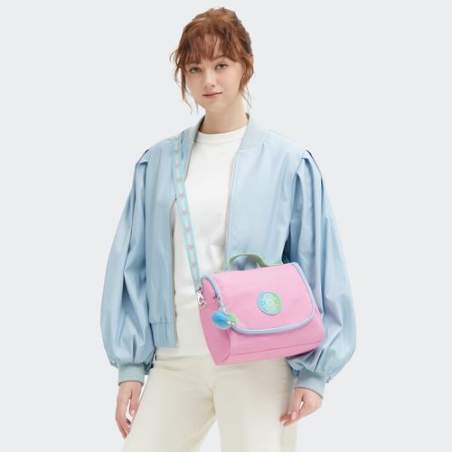 image-6b2fc3a1a04a46d5853f7b5bf3e9cfee